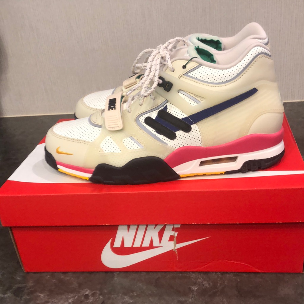 Air Trainer 3p Size. 10.5 . Very High Demand Shoe. No Discount On This Item